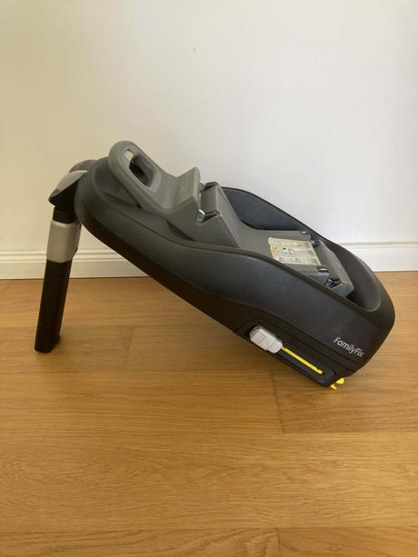 Zakladna / izofix na vajicko zn. maxi cosi, maxi cosi