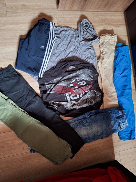 Balík oblečenia, 158–170