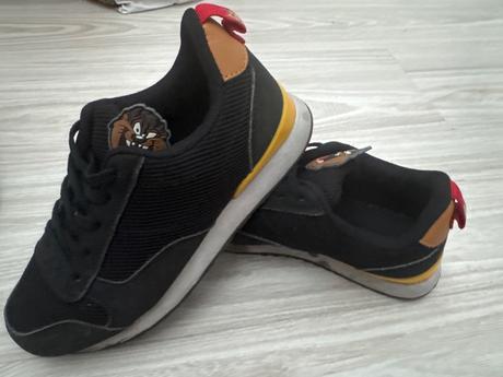 Tenisky, reserved,35