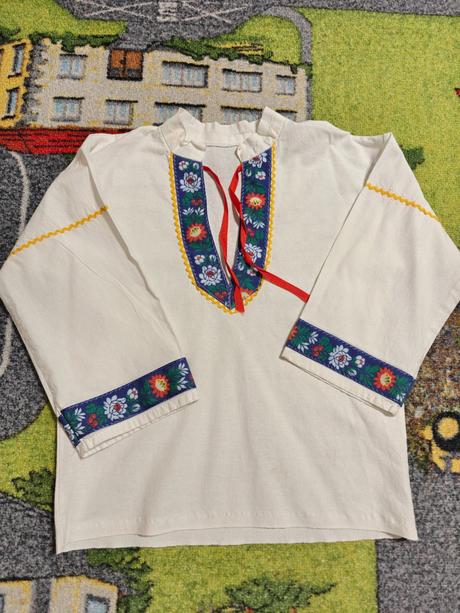 Folklórna košieľka, 116
