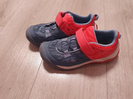 Turistické topánky, 33