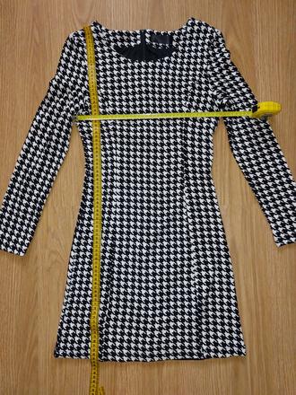 Úpletové šaty s, s