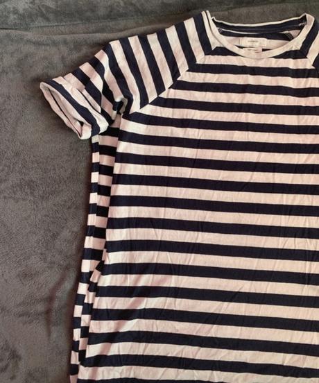 Dlhé šaty pružkované s rozporkom, reserved,s