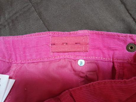 Menčestrové nohavice, lupilu,110