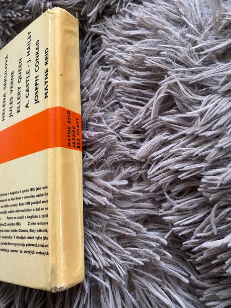 Stará retro kniha stopy jazdec bez hlavy 1966,