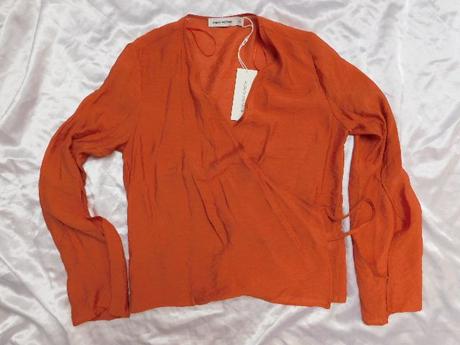 Kvalitna trendy zavinovacia bluzka, 40