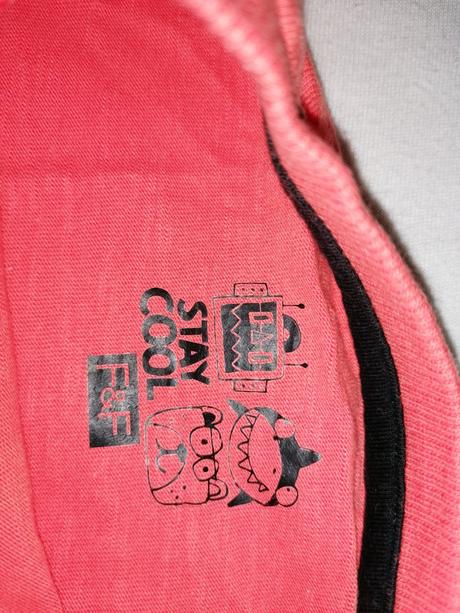 Tričko dinosaurus hrajúci futbal, f&f,116