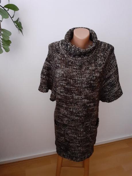 Predĺžený pulover rolák -vesta s vreckami, l