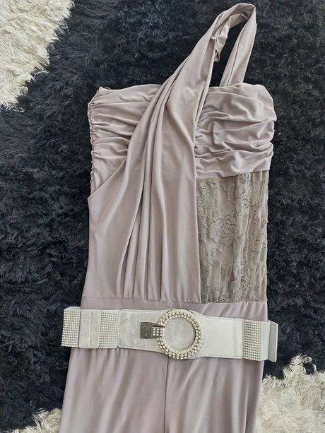 Krásny elegantný sexi overal s-m, m