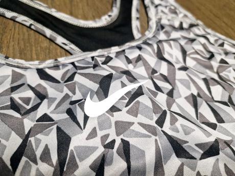 Sportova podprsenka zn.nike dri-fit original v.l, nike,l