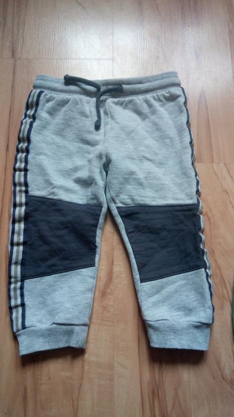 2x tepláčiky - 80,86, 80