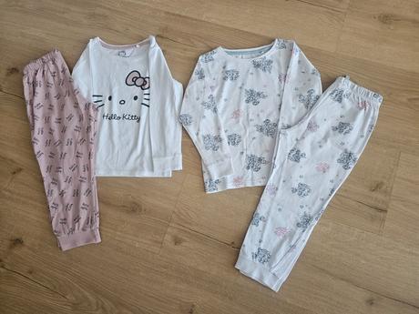 Pyžamá, reserved,98