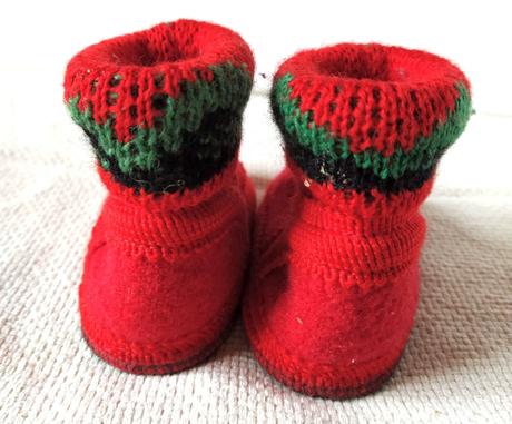 Vlnene cervene cizmicky, 19