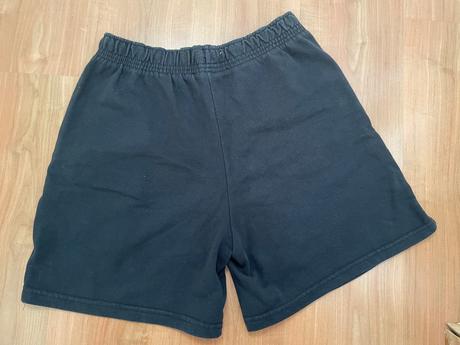 Krátke nohavice, bershka,l