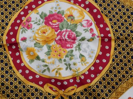 Kvalitná elegantná šatka, l