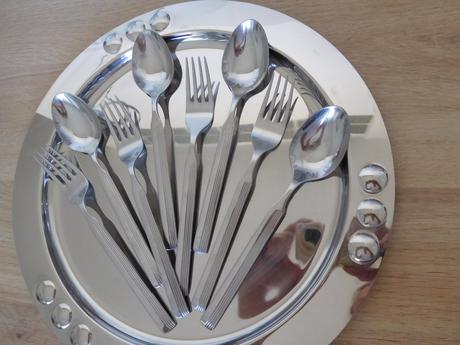 Príbor na doloženie sady, retro sady, 