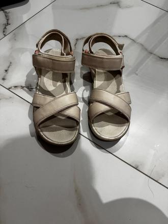 Dievčenské sandále 38, reserved,38