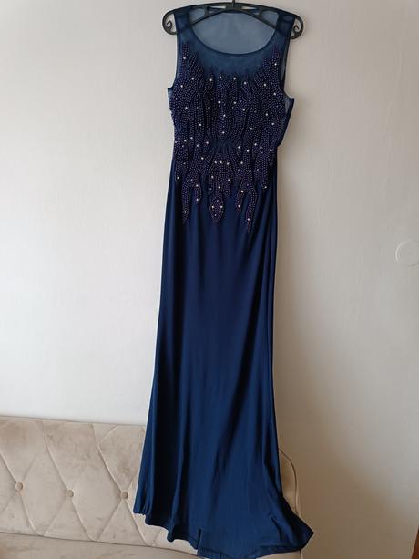 Spoločenské šaty, 38