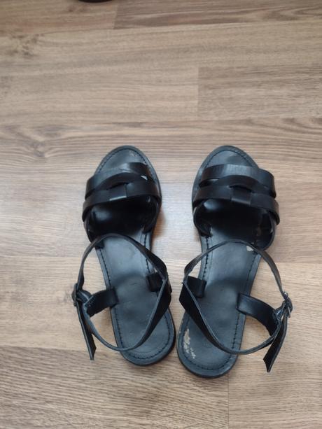 Kožené sandálky č.38, 38