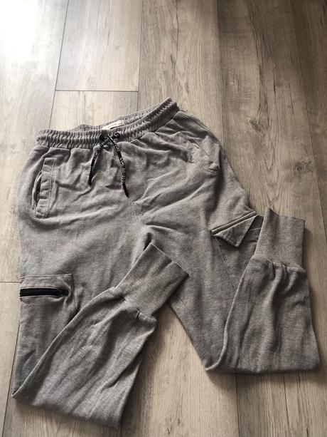 Sivé chlapčenské tepláky, reserved,170