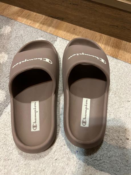 Šlapky, champion,34