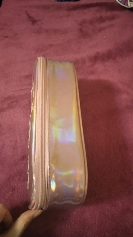 Ružovy peračník bff,