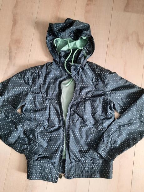 Športová bundička, 34