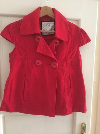 Červený kabatik, 38