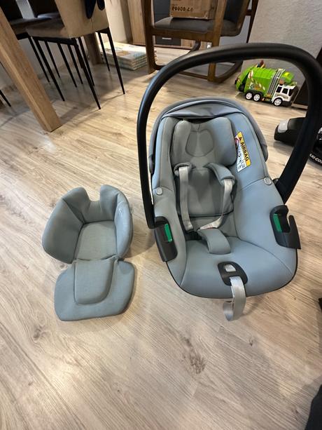 Maxi-cosi pebble360 pro + základňa isofix fami, maxi cosi