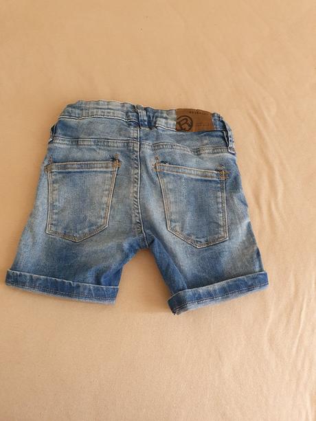 Kratase, reserved,104