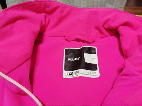 Softshellová bunda, 38