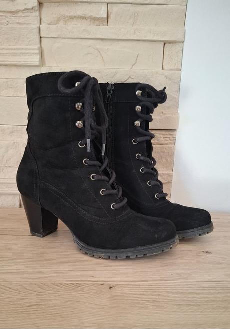 Členkove čižmy, 38