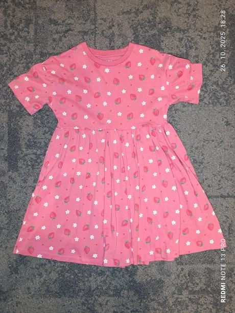 Dievčenské šaty, sinsay,122