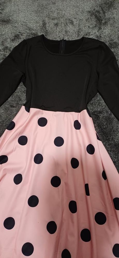 Perfektne nadcasove saty v. m/l, m