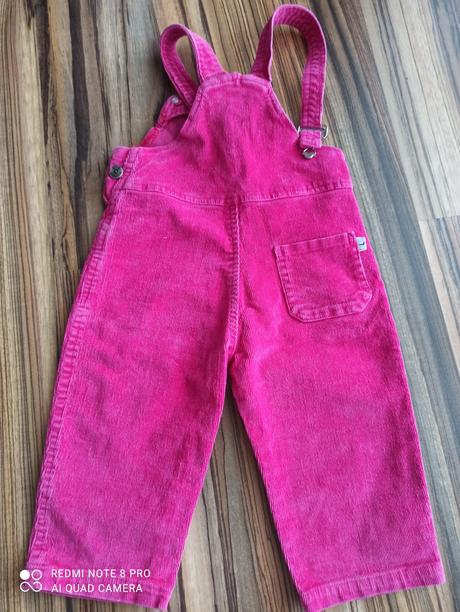 Menčestrové nohavice, 74