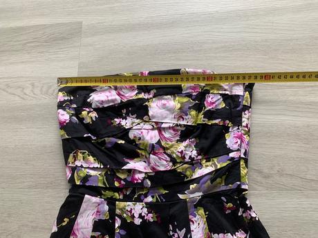 Korzetove saty, gate,s