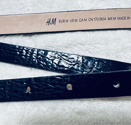 Tenký tmavomodrý lakovaný opasok zn. h&m, h&m