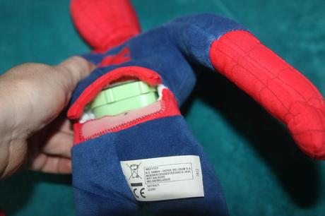 Spiderman so zvukom  45 cm, 