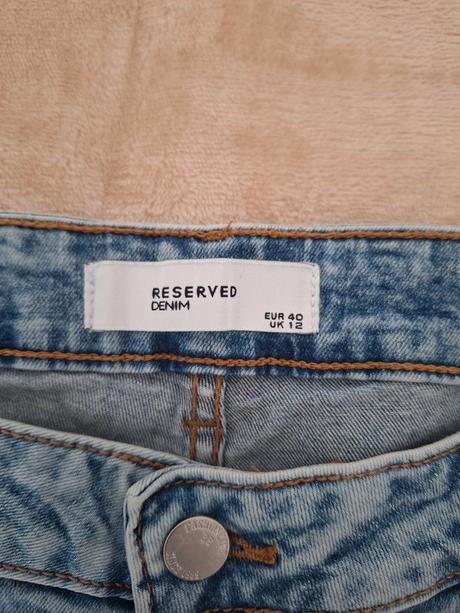 Pekné kraťasy reserved, reserved,l