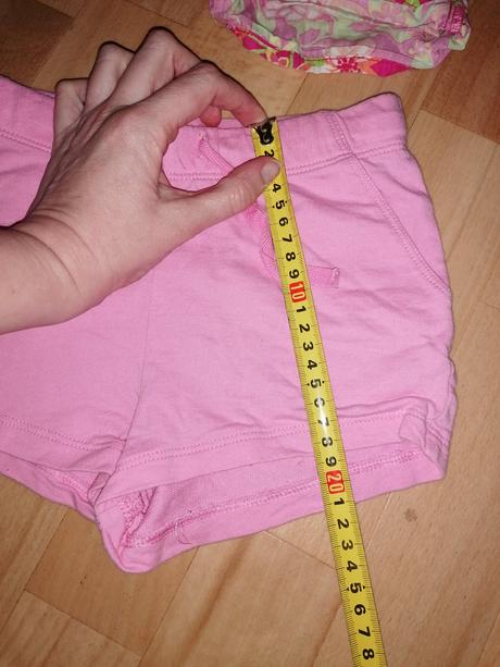 Šortky, lupilu,116