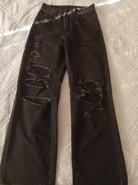 Roztrhané rifle, xs