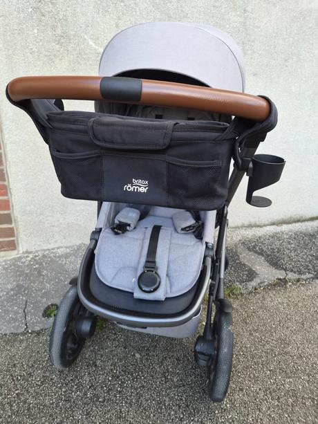 Na predaj- kočík britax römer smile 5z+vybavenie, britax,britax smile 5z