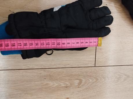 Rukavice do snehu, 122