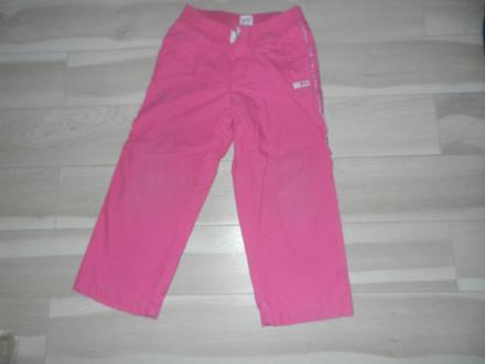 Ruzove nohavice, 104