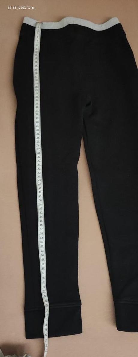 Tepláky, domyos,122