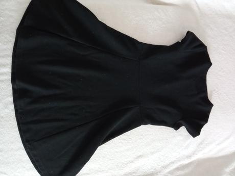 Dievčenské šaty, 146