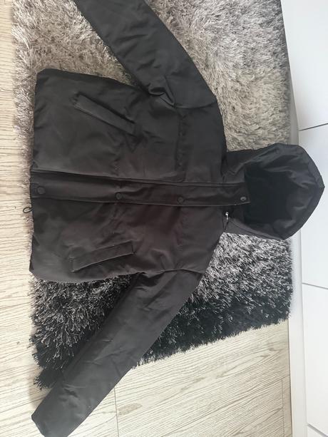 Dievčenska bunda, 140