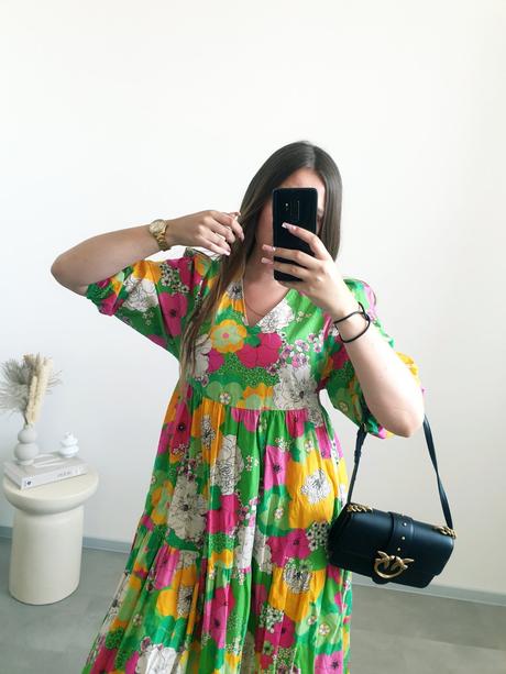 Kvetinové midi šaty m/l, reserved,m