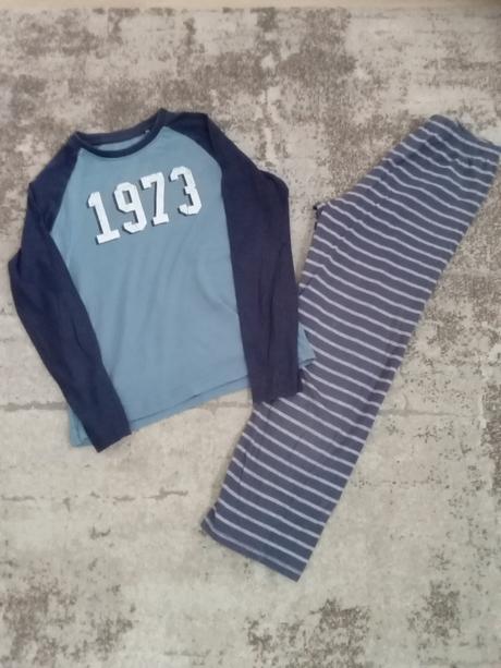 Pyžamo 134,140, 140