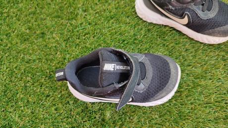 Botasky nike, adidas,22